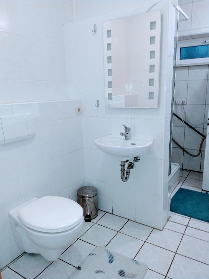 Julia'S Monteur Oase - Premium Apartment Exklusiv Fuer Solo-Reisende Ennepetal Ngoại thất bức ảnh